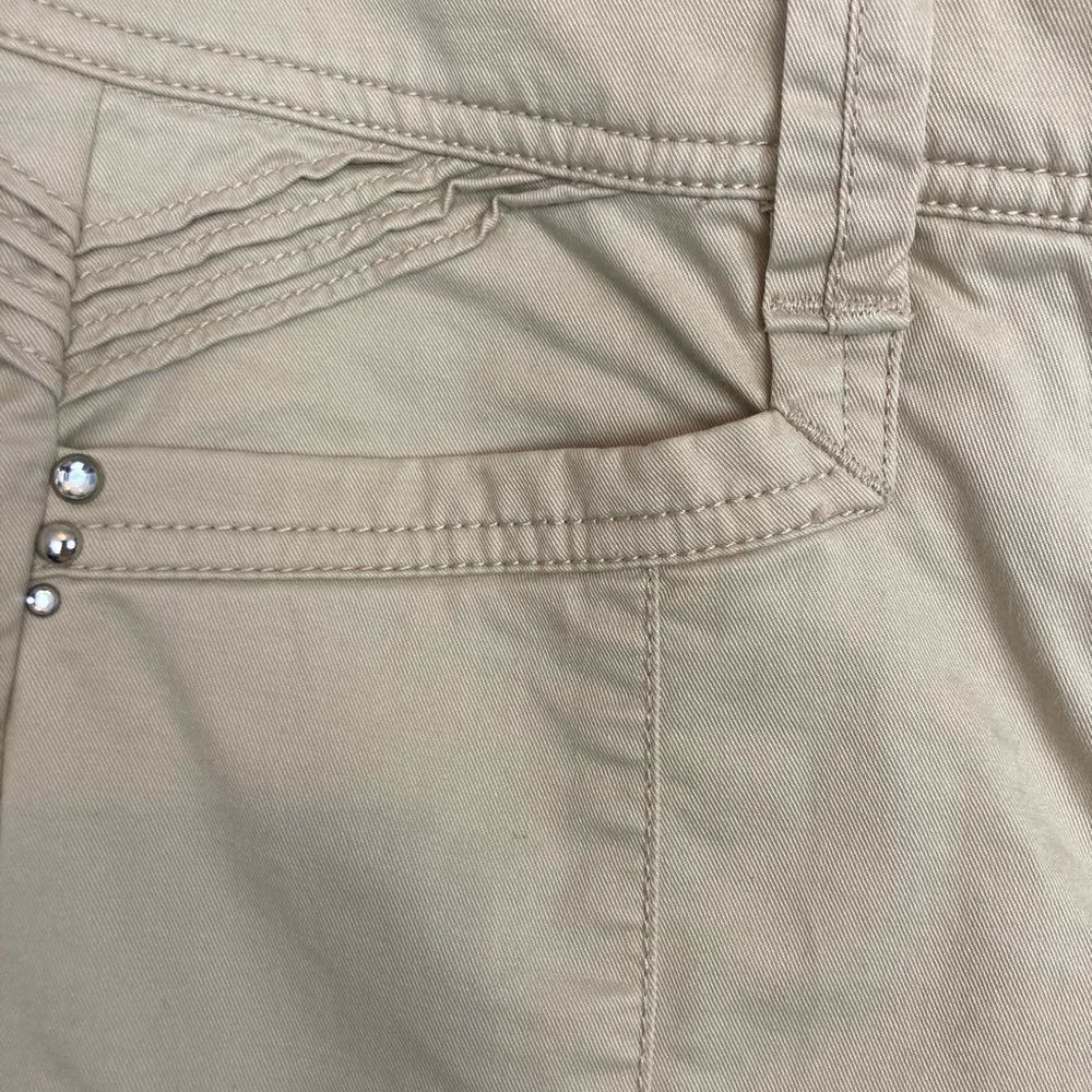 White House Black Market blinged slim cargo pants w/ zipper bottom legs - Picture 6 of 16